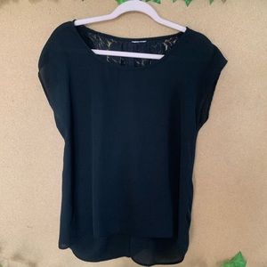 LOWBALLS ACCEPTED pretty top with a lace back